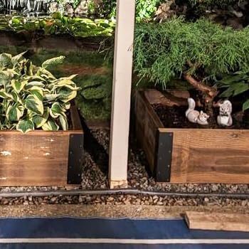 Hi Flame Garden Raised Bed Corner Brackets with Screws for Furniture Flower Vegetable Planter (9" Black, Set of 4)
