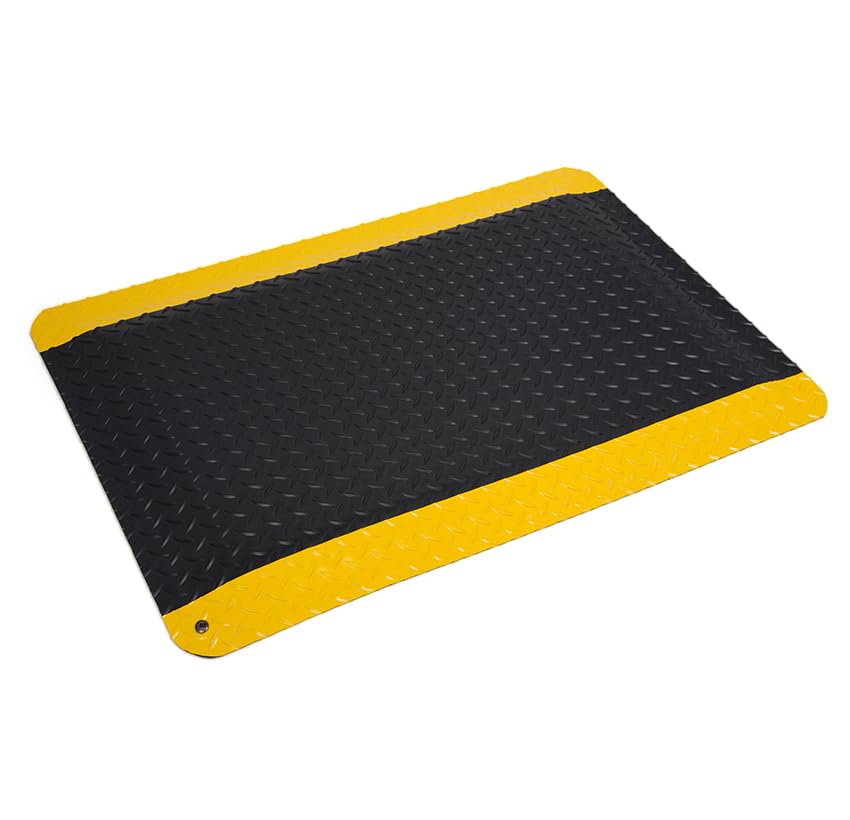 Wearwell Diamond-Plate Select Mat - Black/Yellow. Anti-Fatigue Workstation Mat. 3' W x 5' L x 9/16" Thickness. PVC Vinyl Surface with PVC Sponge. For Dry Industrial Use (495.916x3x5BYL) - size: 3' W x 5' L x 9/16"