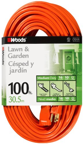 Southwire Extension Cord - Standard SJTW Design for Outdoor Use - Waterproof Vinyl Jacket - Bright Orange for Visibility - Durable Molded Plug - 16/3 Gauge - 100-Foot Outdoor Cord