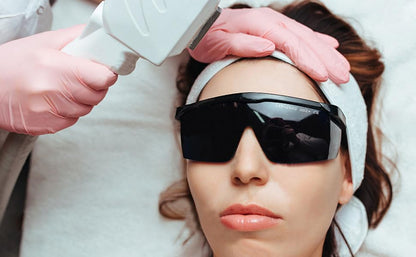 IPL190nm to 2000nm Laser Safety Glasses , UV Blocking Laser Glasses Eye Protection Protective Goggles Eyewear for Hair Removal Treatment and Laser Cosmetology Operator Eye Protection Adjustable Temple - color: Black