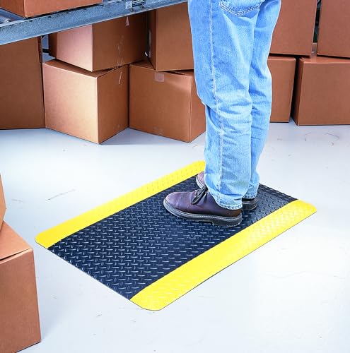 Wearwell 495.916x2x10BYL Diamond-Plate Select Mat, 10' Length x 2' Width x 9/16" Thick, Black with Yellow - color: Black With Yellow, size: 2x10x9/16"