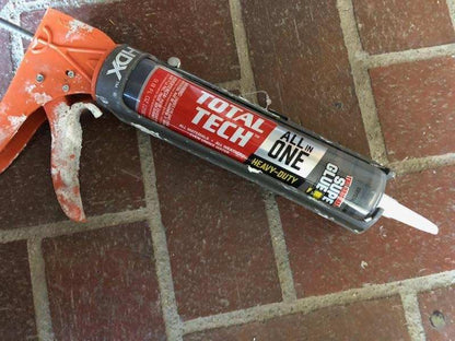 Total Tech, Clear, 9.8oz Cartridges, Heavy-Duty Construction Adhesive & Sealant Caulk, Flexible, All-Weather, Watertight, UV-Resistant, High Strength, Instant Grab, Ideal for Pools, Sinks, Bathtubs - color: Clear